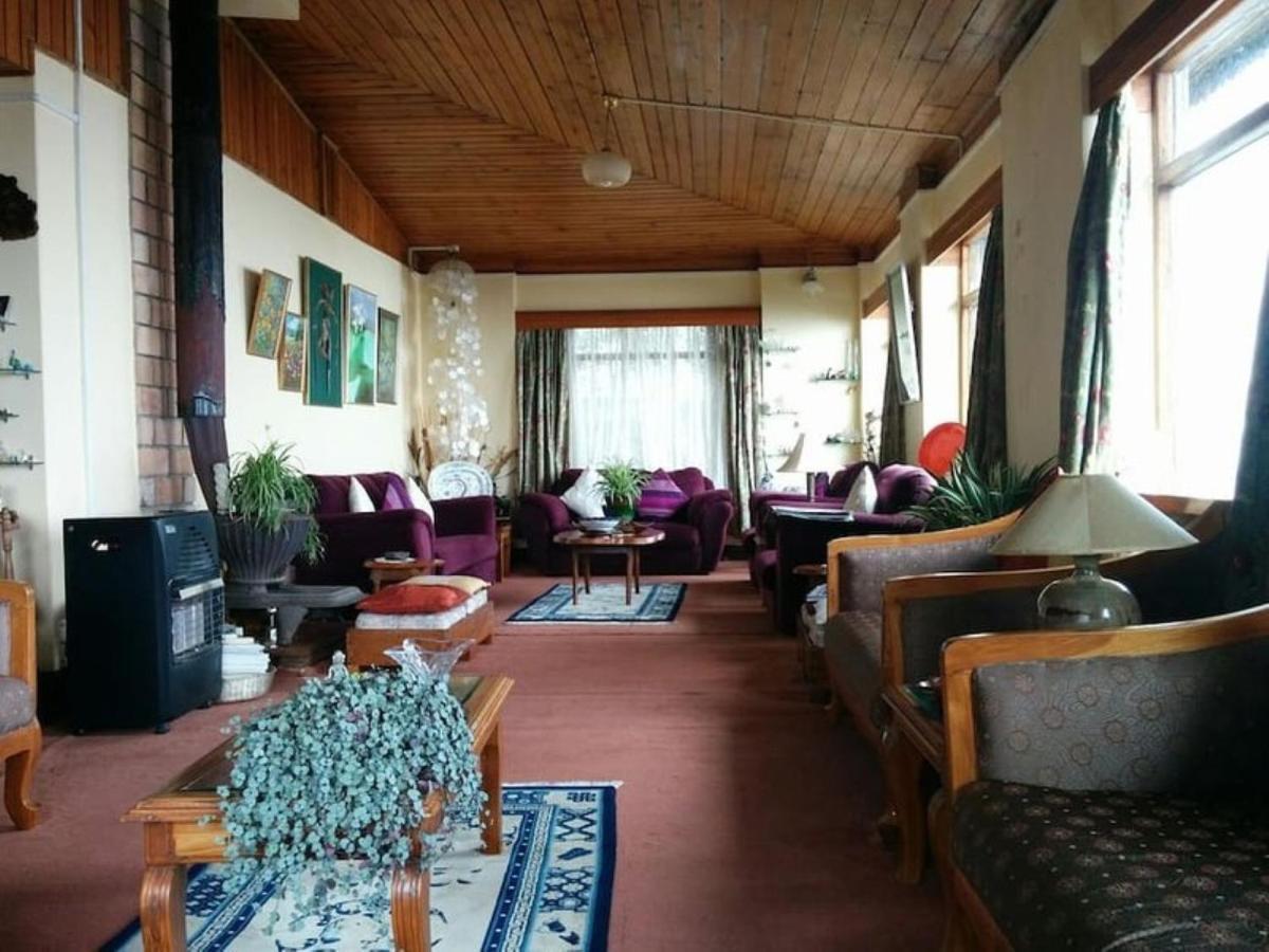 The English Cottage Darjeeling Дарджилинг Экстерьер фото